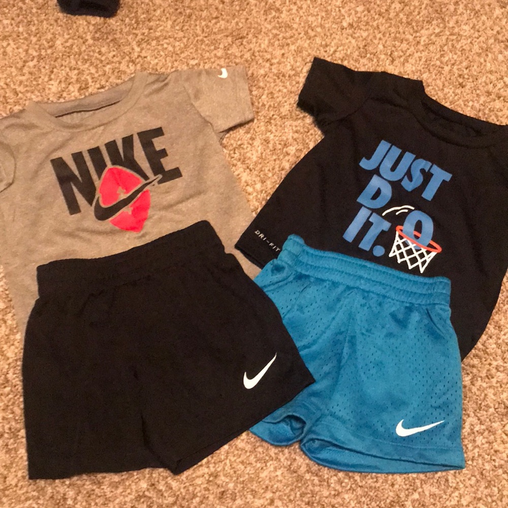 2 Nike outfits